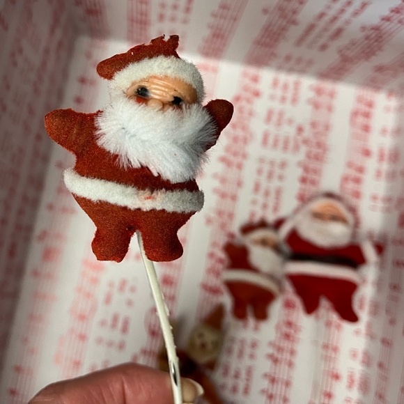 5 chenille fuzzy Santa Clause vintage - Picture 4 of 13